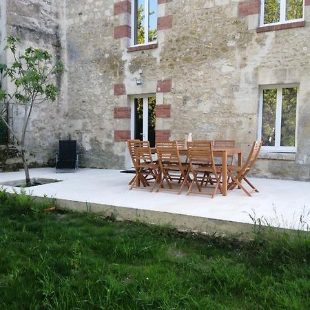 Au Repos Du Verger Couvrelles Luaran gambar