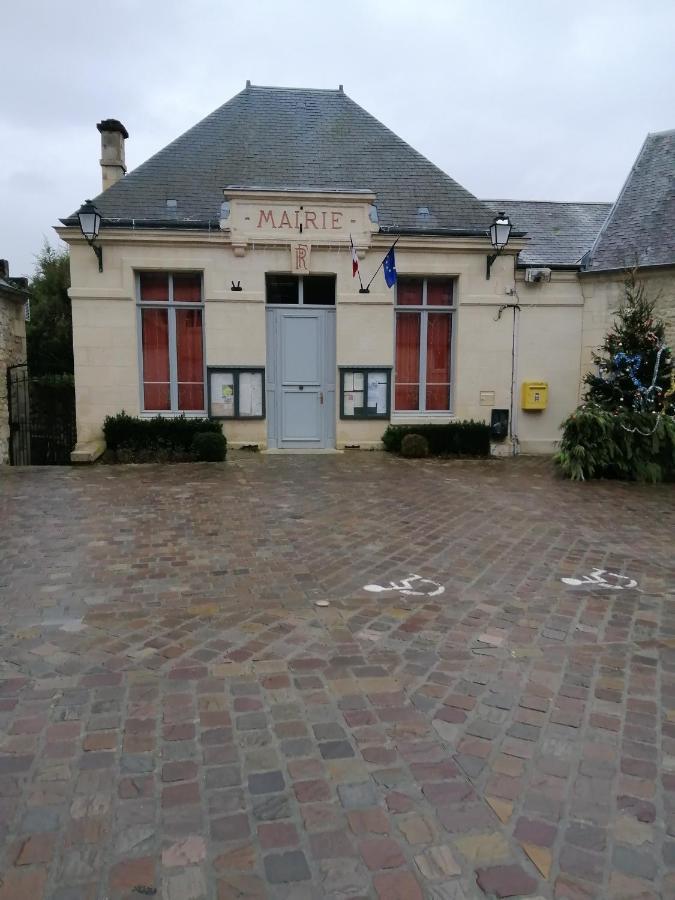 Au Repos Du Verger Couvrelles Luaran gambar