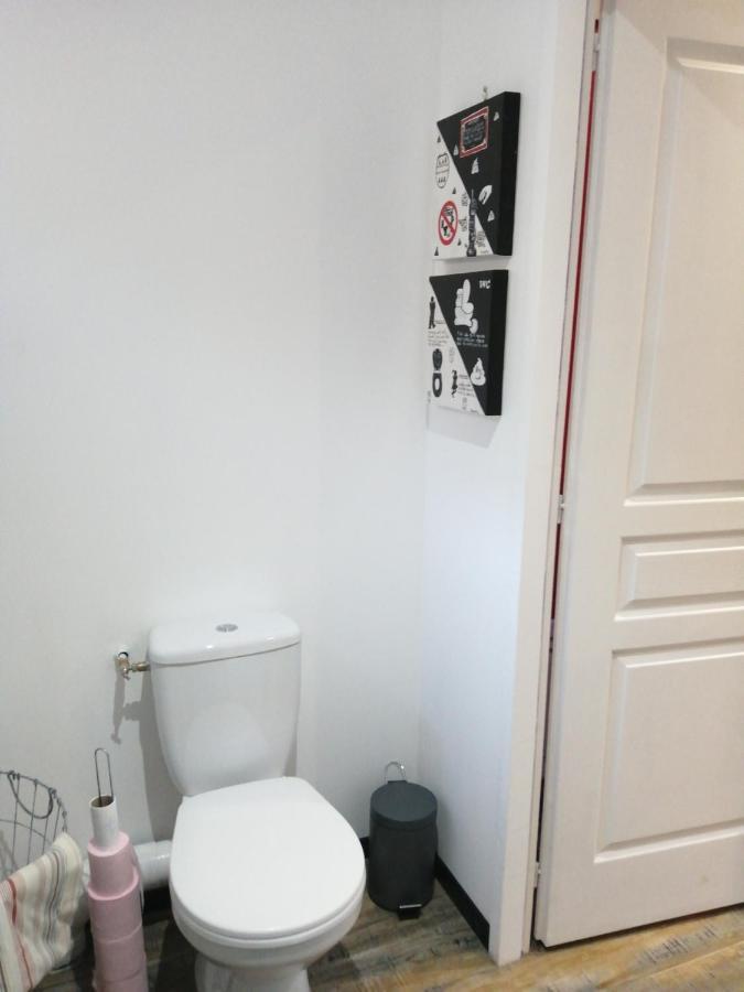Au Repos Du Verger Couvrelles Luaran gambar